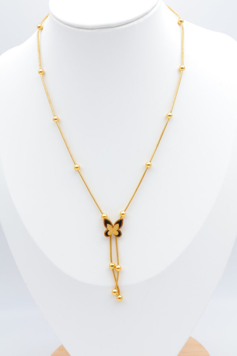 Collier avec pendentif trèfle